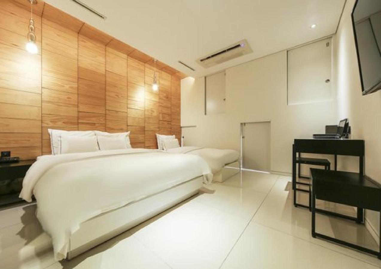 Hotel The Designers Jongro Seoul Bagian luar foto